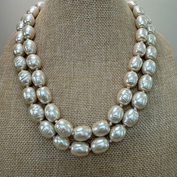 Chicos Vintage Faux Baroque Pearl Necklace & Earrings Set, Grandma Pearlcore - Picture 10 of 12